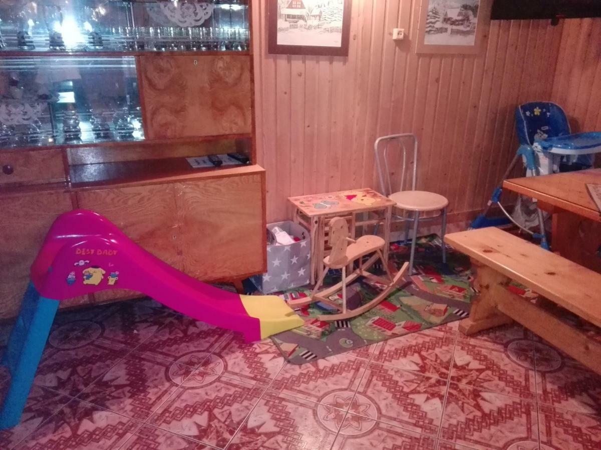 Pokoje Goscinne U Elzbiety Ciche Małe Buitenkant foto