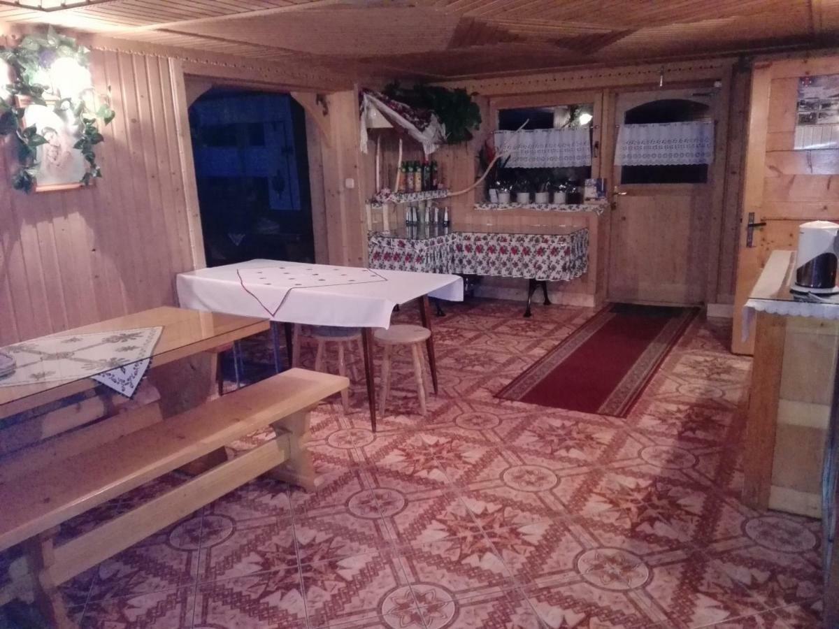 Pokoje Goscinne U Elzbiety Ciche Małe Buitenkant foto